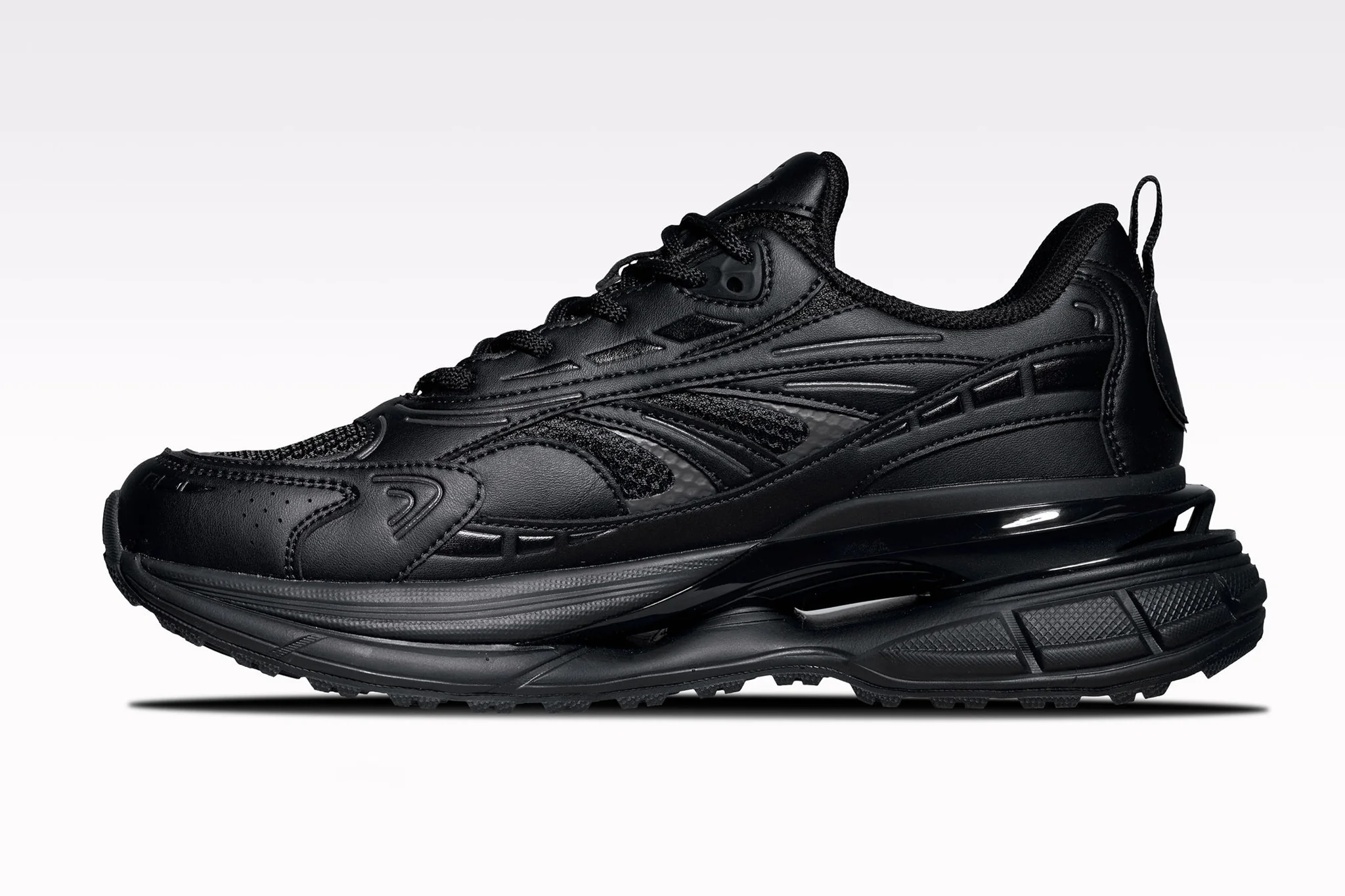 V240 - Black - Image 3